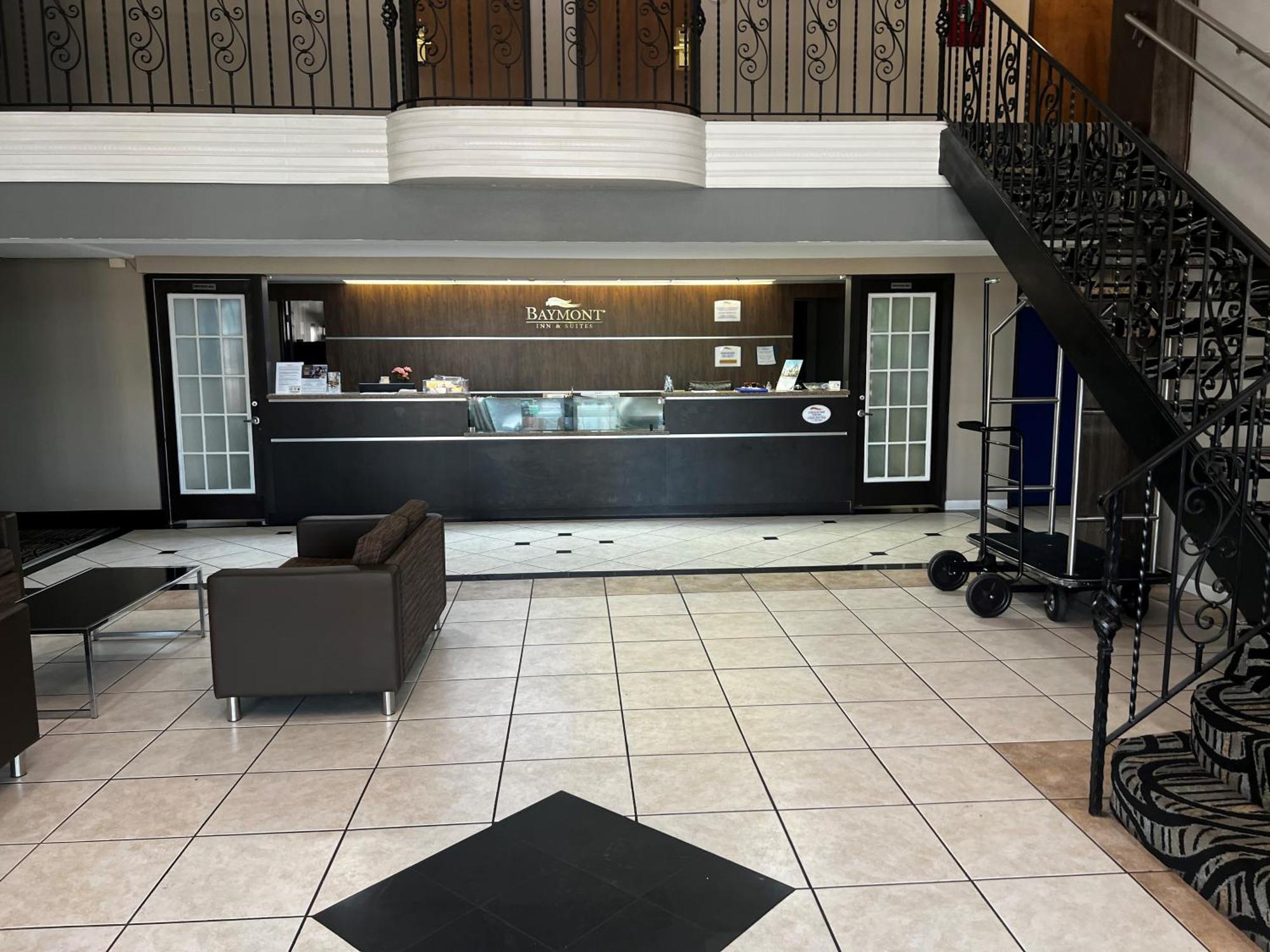 Baymont By Wyndham Port Arthur - Groves Area Exterior foto
